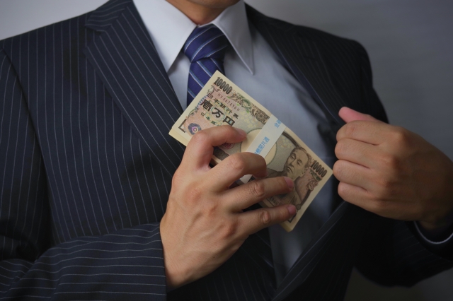 親族による預貯金使い込みを取り戻す完全マニュアル【弁護士監修】